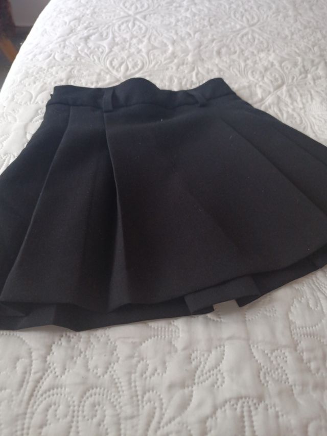 Falda negra niña talla 10