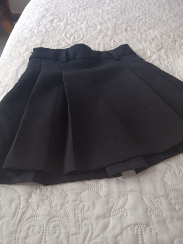 Falda negra niña talla 10