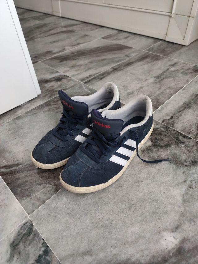 Zapatillas Adidas Neo Azul y Blanco