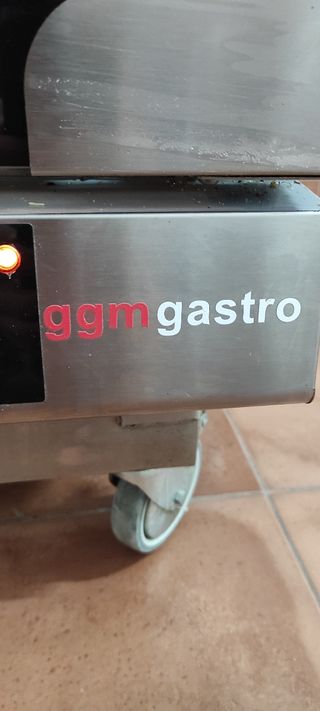 HORNO DE CONVECCIÓN 4 BANDEJAS CON RUEDAS