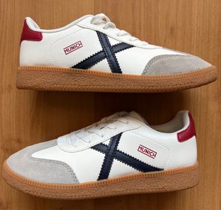 Zapatillas Munich Barru Blancas y Rojas