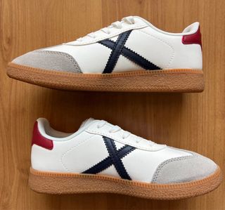 Zapatillas Munich Barru Blancas y Rojas