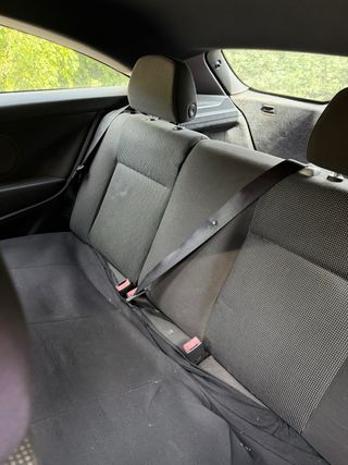 Opel Astra GTC 2005 · 196.000 km · 100 CV 