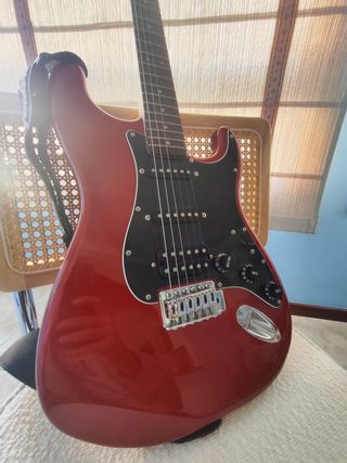 Guitarra Fender Squire+Amplificador 