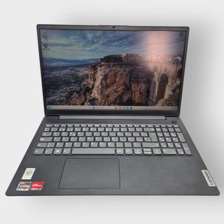 PORTATIL LENOVO RYZEN 3 7320U 8GB 256GB CON CAJA Y CARGADOR