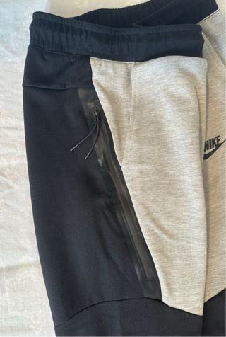 Conjunto Nike Tech Fleece Gris y Negro