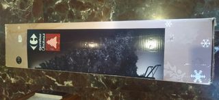 Árbol Navidad Negro 180cm Carrefour con adornos