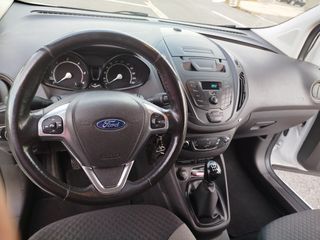 URGE VENTA!!Ford Transit Courier 2017