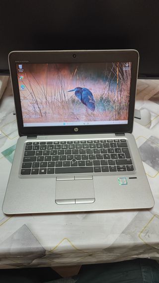 Portátil HP i5 SSD Plata