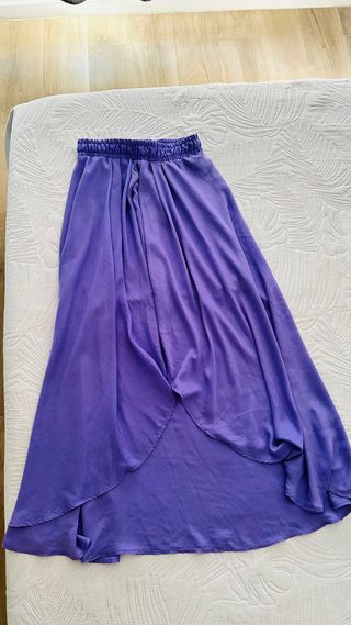 Camisa larga estampada mujer + falda morada 