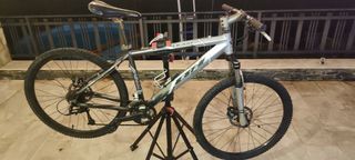Bicicleta BTT TEAM