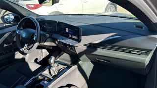 Opel Astra 1.2T XHT 96KW GS 130 5P