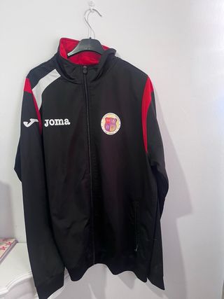 Chaqueta Joma Hombre Negra y Roja