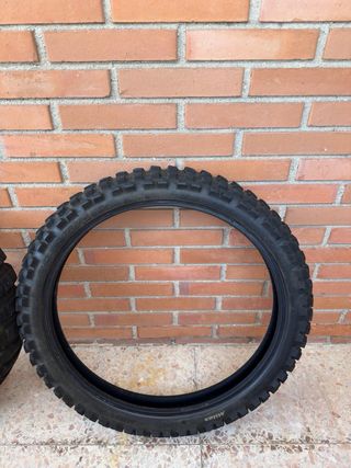 Juego Neumáticos Mitas Enduro Trail XT+ Dakar