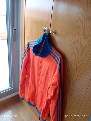 Chaqueta Adidas Originals Naranja y Azul