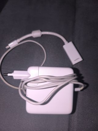  Apple MacBook Air 