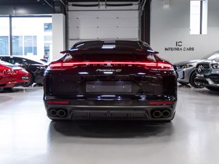Porsche Panamera 4S E-HYBRID 