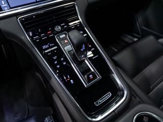 Porsche Panamera 4S E-HYBRID 