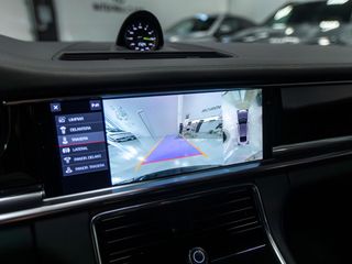 Porsche Panamera 4S E-HYBRID 