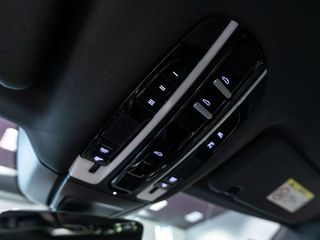 Porsche Panamera 4S E-HYBRID 