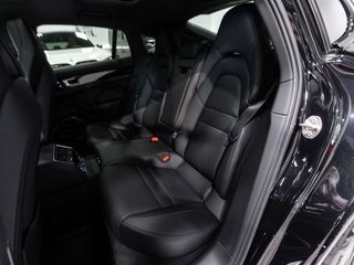 Porsche Panamera 4S E-HYBRID 