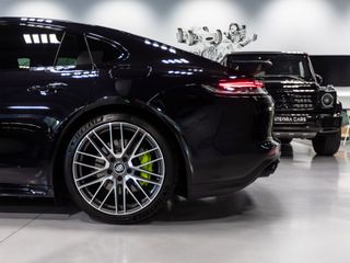 Porsche Panamera 4S E-HYBRID 