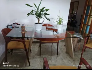 Mesa de comedor cristal y madera