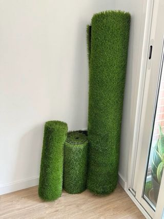 Césped artificial (pieza 2m x 1.3m)