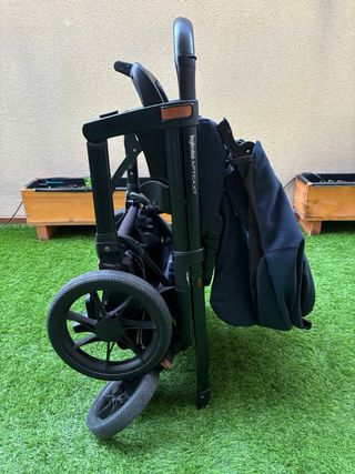 Inglesina Aptica XT Silla y Capazo Azul Marino