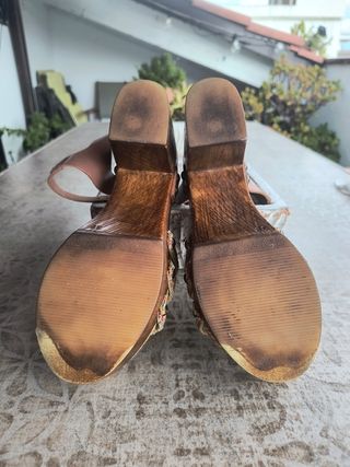 Sandalias Camila's Piel Madera Esparto Tacón