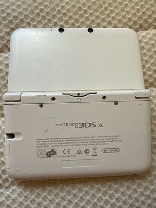 Nintendo 3DS XL Blanca. LEER.