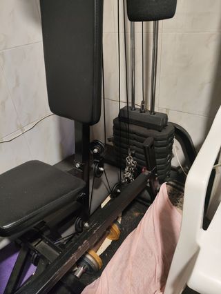 Máquina multifunción gimnasio
