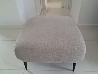 Puff modelo Adagio de Pedro Ortiz