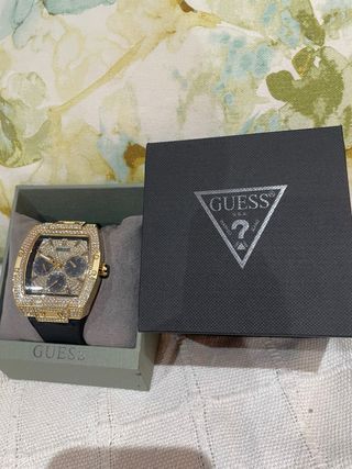Reloj Guess Dorado y Negro con Cristales