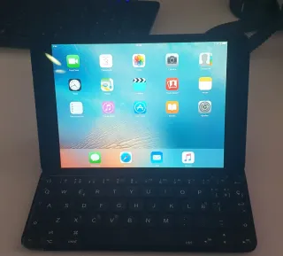 iPad mini con teclado Logitech