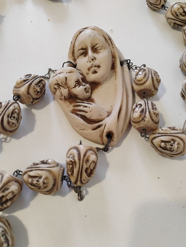 Antiguo Rosario Grande de  Pared Virgen Niño