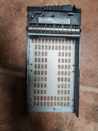 Caddy HDD 3.5 IBM 34 pcs vendo por unidad o lote