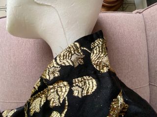 Disfraz vestido princesa dorado