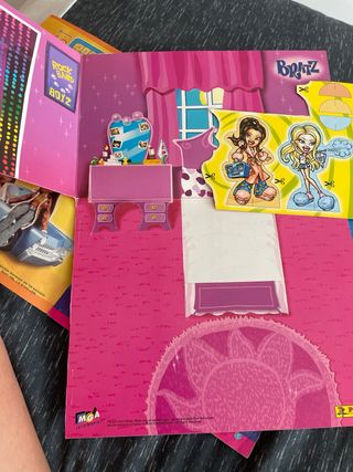 Álbum de cromos Bratz