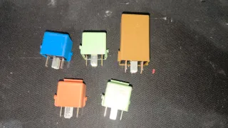 Relés BMW Varios Colores