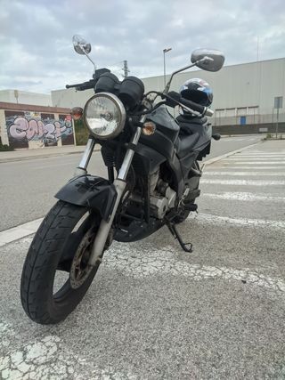Moto 125cc Negra 
Daelim Roadwin 125 FI