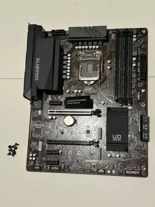 Placa Base Gigabyte Z490 UD