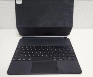 iPad 9ª Gen + Teclado Apple Magic Mouse