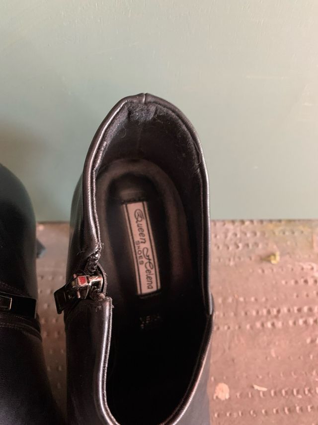 Scarpe con tacco Queen Helena nere