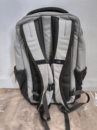 Mochila The North Face Vault 27L Gris/Verde