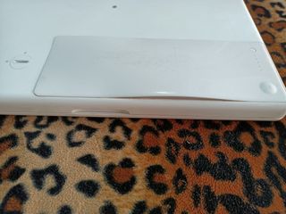 Apple MacBook A1181 con password