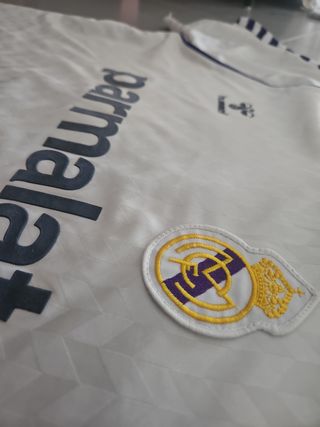Camiseta Retro Real Madrid Hummel Blanca