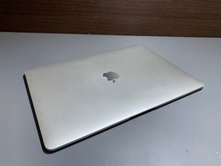 MacBook Air A1932 per ricambi