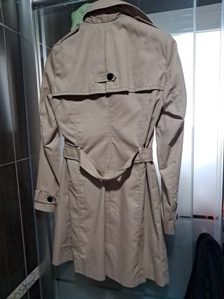 Gabardina Stradivarius Beige Talla S