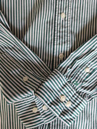 Camisa Calvin Klein Rayas Verde y Blanca